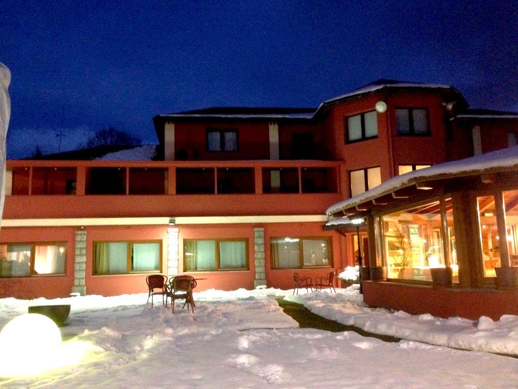 Hotel Del Lago Puigcerdà Esterno foto