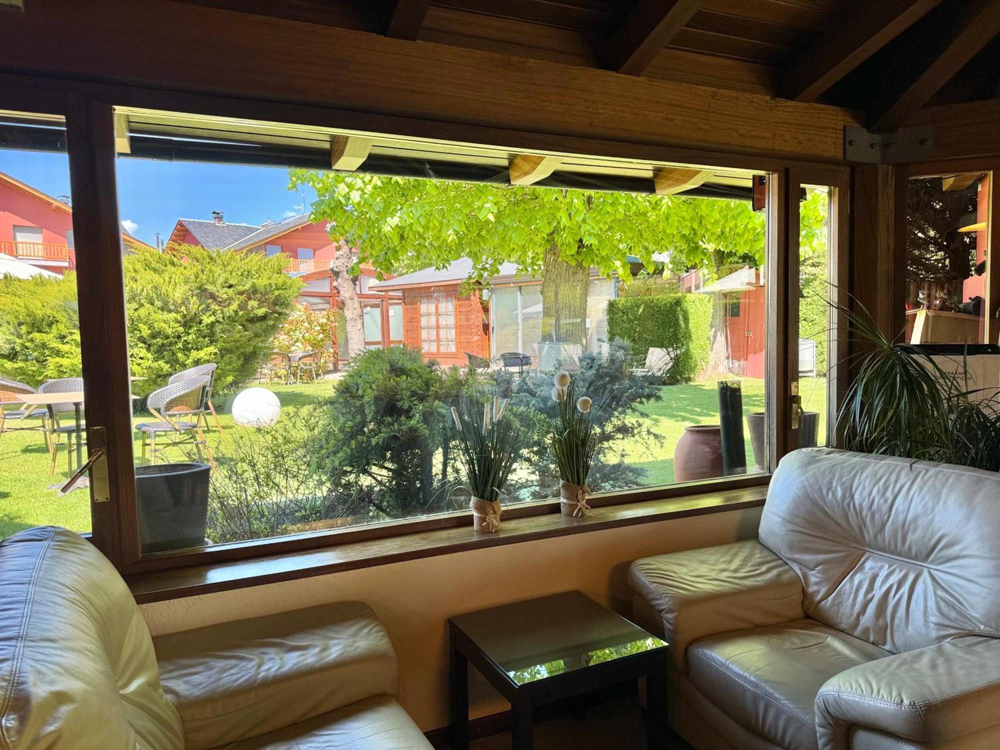 Hotel Del Lago Puigcerdà Esterno foto